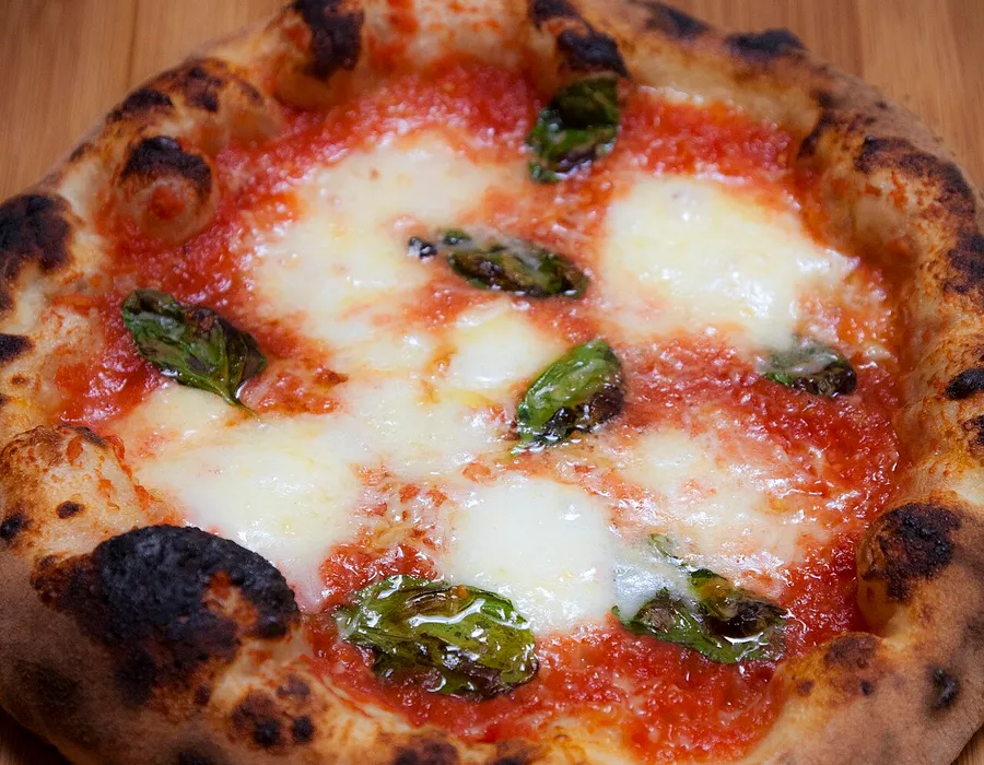 Pizza margherita